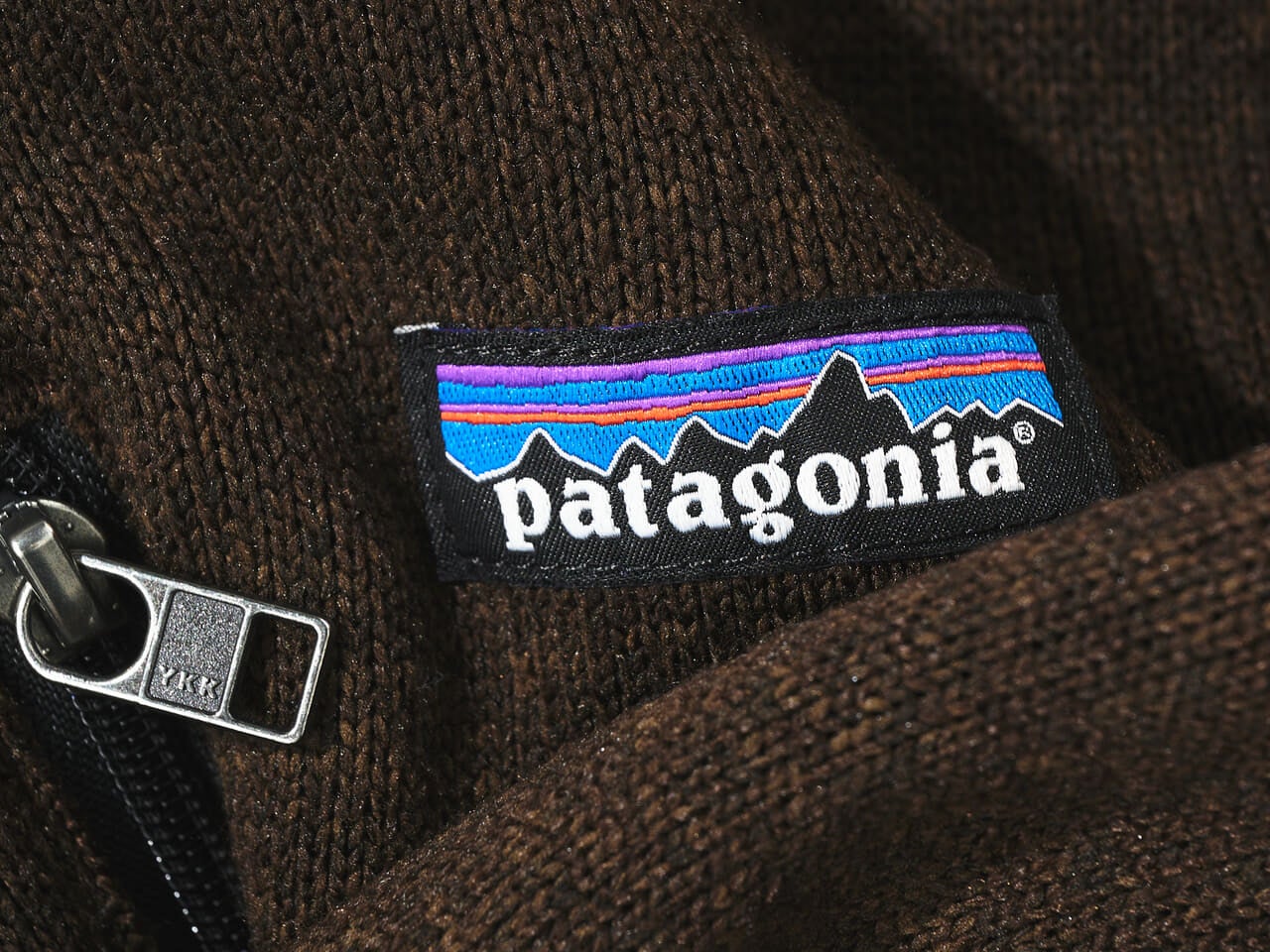 エディターが買ってよかったパタゴニアの愛用フリース／メンズ・ベター・セーター・ジャケットの胸ロゴ寄り