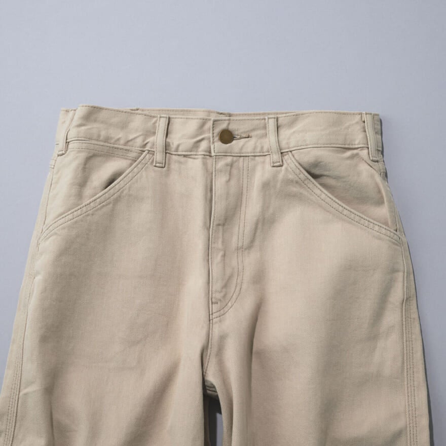 エディターが買ってよかったユニクロ ユーのワイドフィットカラージーンズのウエスト