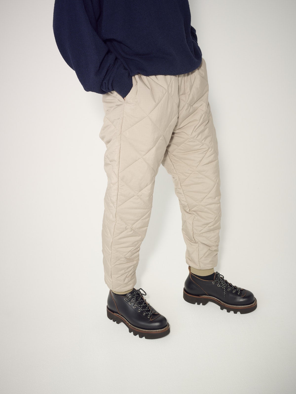 NEAT、パンツ、サイド