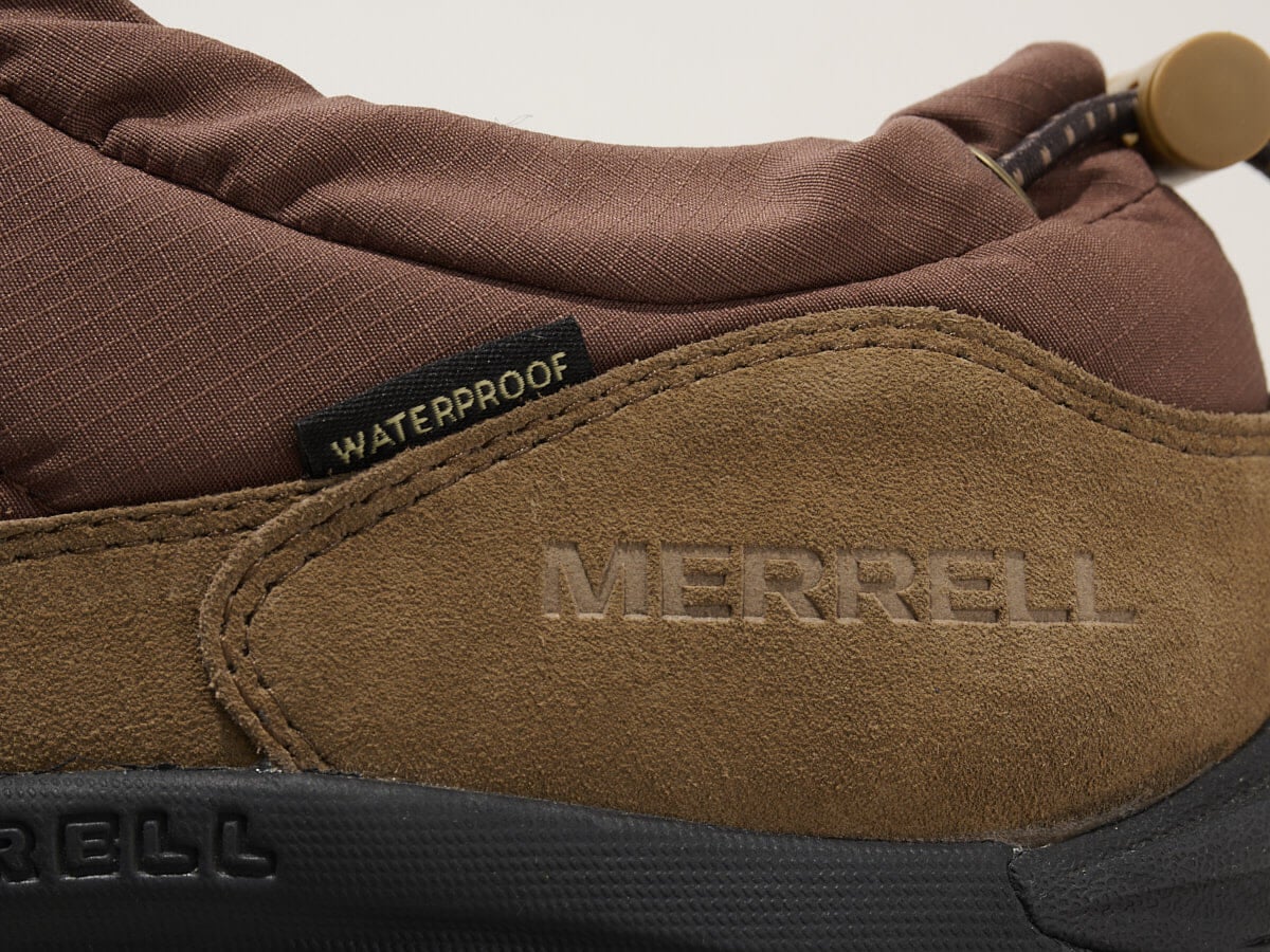 トレンドの「メレル」にゴアテックスな「ホカ®」、黒い「無印良品」まで。...防寒スリッポンスニーカー６選をエディターが試着＆本音レビュー！