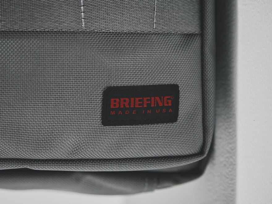 約６年ぶりの新色。「ブリーフィング」のMADE IN USA コレクションの“フォリアージュ”はオンオフ問わず大活躍間違いナシ！