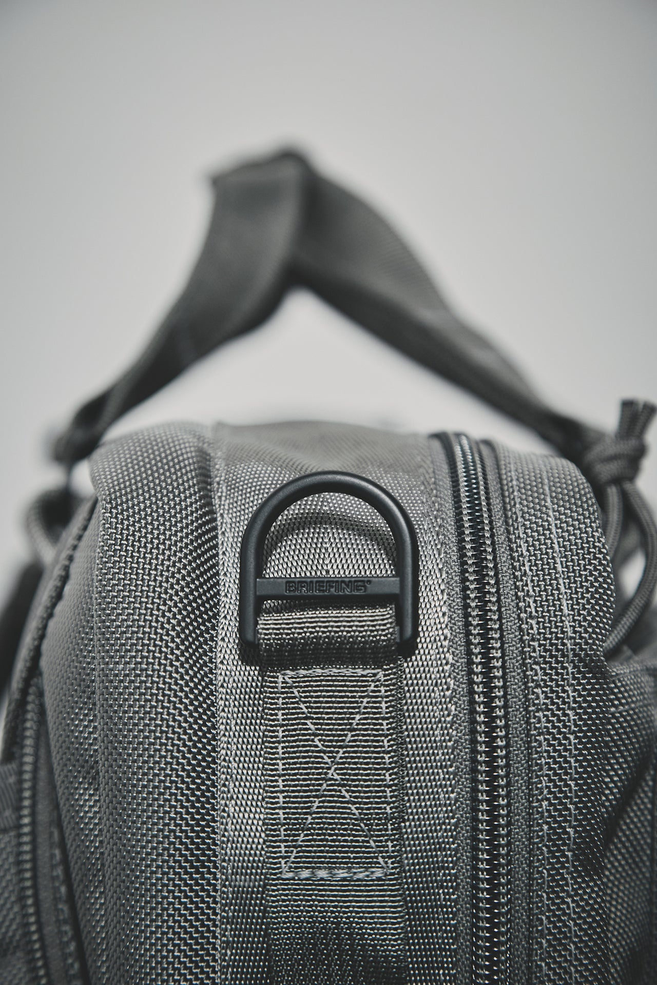 FOLIAGEとBRIEFING GOLF 　バッグ１　金具