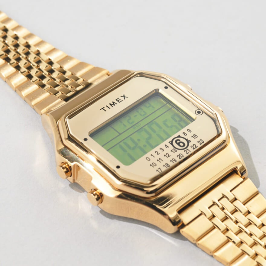 編集者が買ってよかったMM6 メゾン マルジェラ × タイメックスの愛用コラボ腕時計の文字盤サイド2