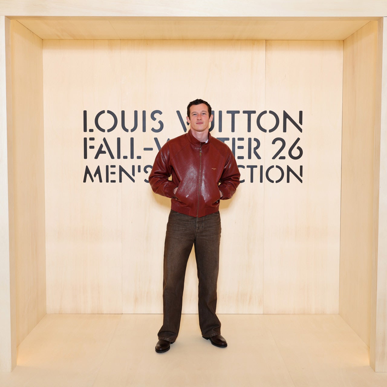 パリメンズファッションウィーク2026秋冬、ルイ・ヴィトンのショーに出席したカラム・ターナー DuaLipa氏の交際相手としても有名