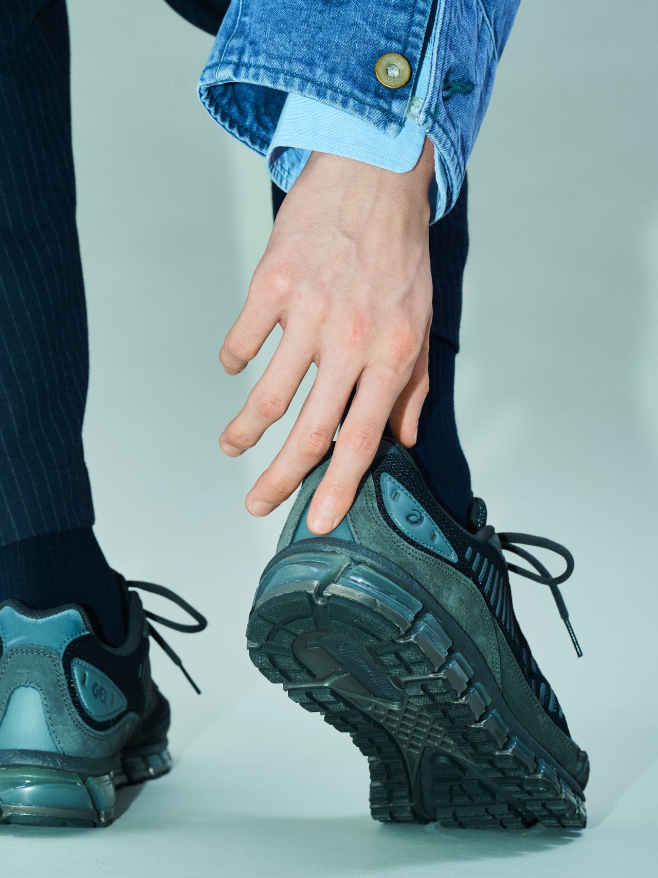 抽選で当たる！】「アシックス」のスニーカー“GEL-QUANTUM 360 I AMP