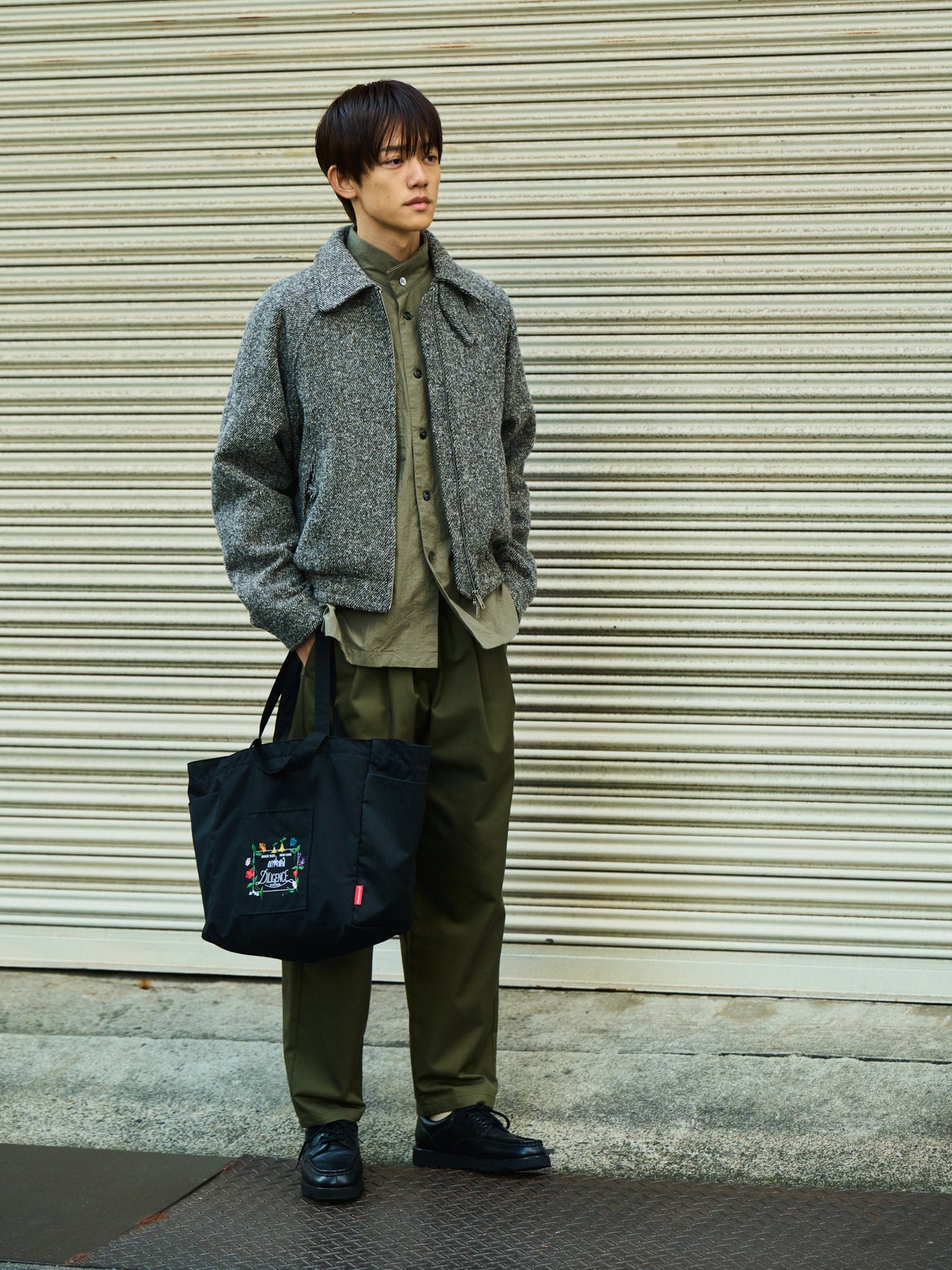マンハッタンポーテージ、バッグ、全身カット、樋之津琳太郎