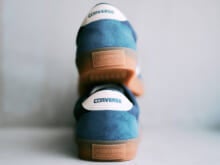 可愛げのある「コンバース」か、クールな「アディダス」か。完売前に買うべき新作スニーカー５選。【新作スニーカー、なに買う？】