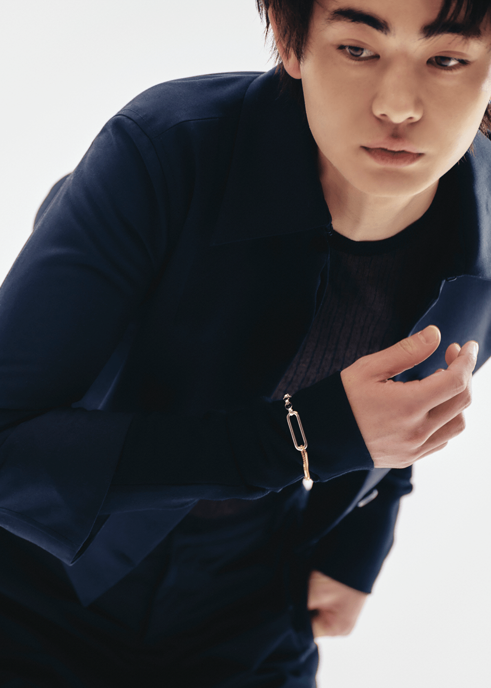 ジュエッテ、チェーン ブレスレット コンビカラー、寄りカット、豊田裕大