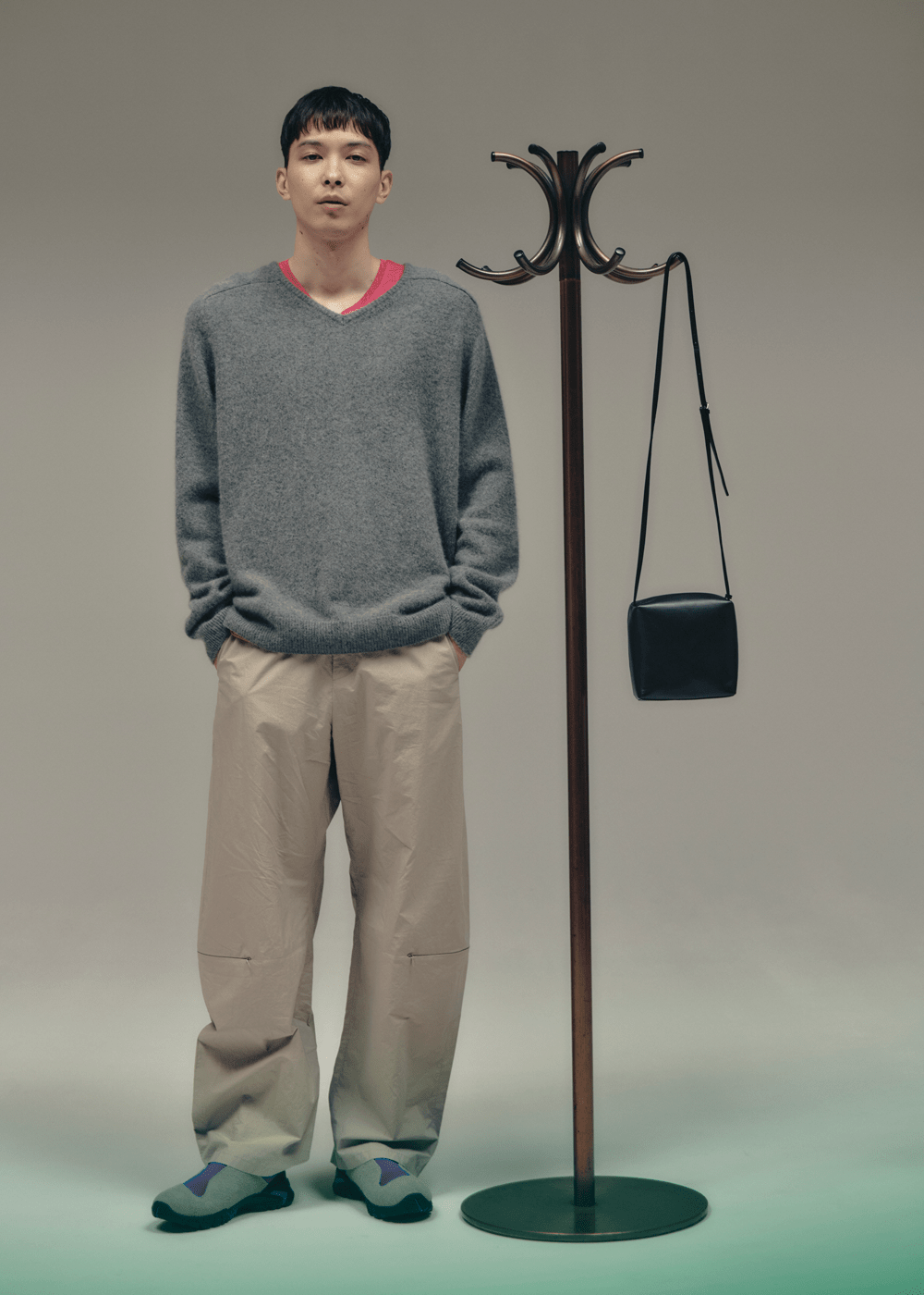 AMOMENT、クロスボディバッグ、cubo、正面カット、守屋光治