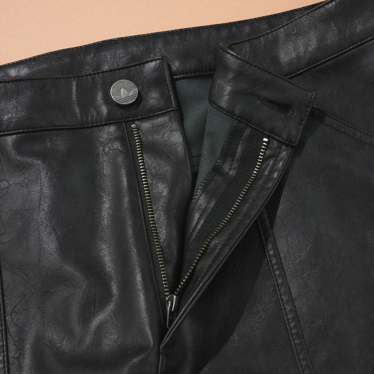 Adidas ADILENIUM シーズン 3 ビンテージ フェイクレザーパンツ 2