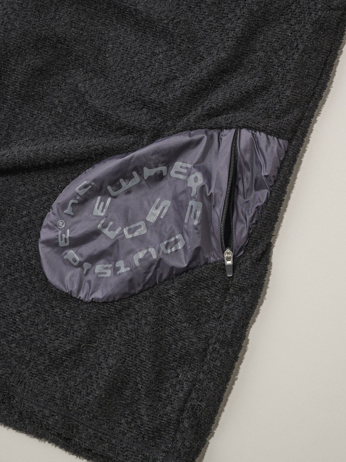 SOMEWHERE OUTSIDE HIKING COMPANY「Cut Out Pocket Balding Fleece Turtleneck」5