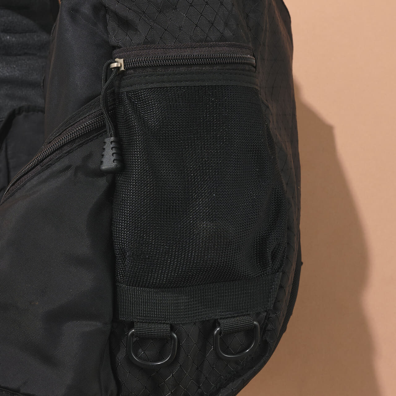 オークリー ワンショルダーバッグ サイドポケット