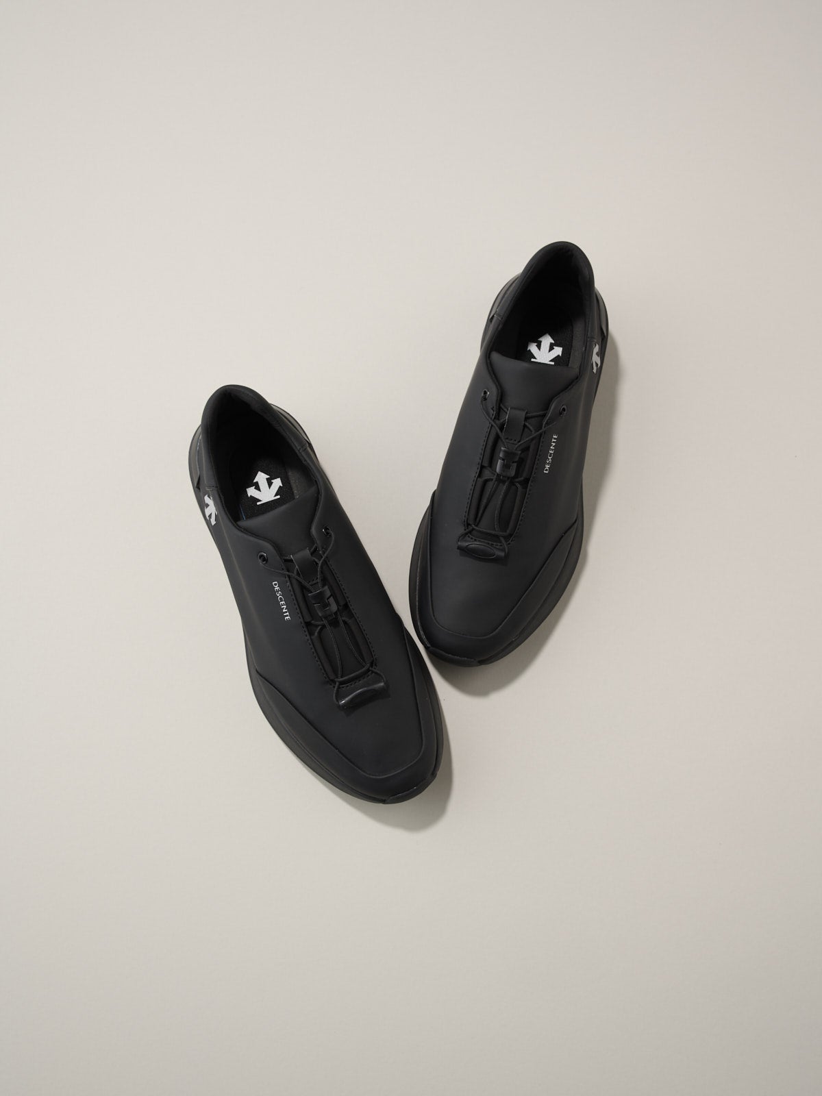 DESCENTE「FUNCTIONAL FOOTWEAR VERTHER SNOW AGA」の俯瞰