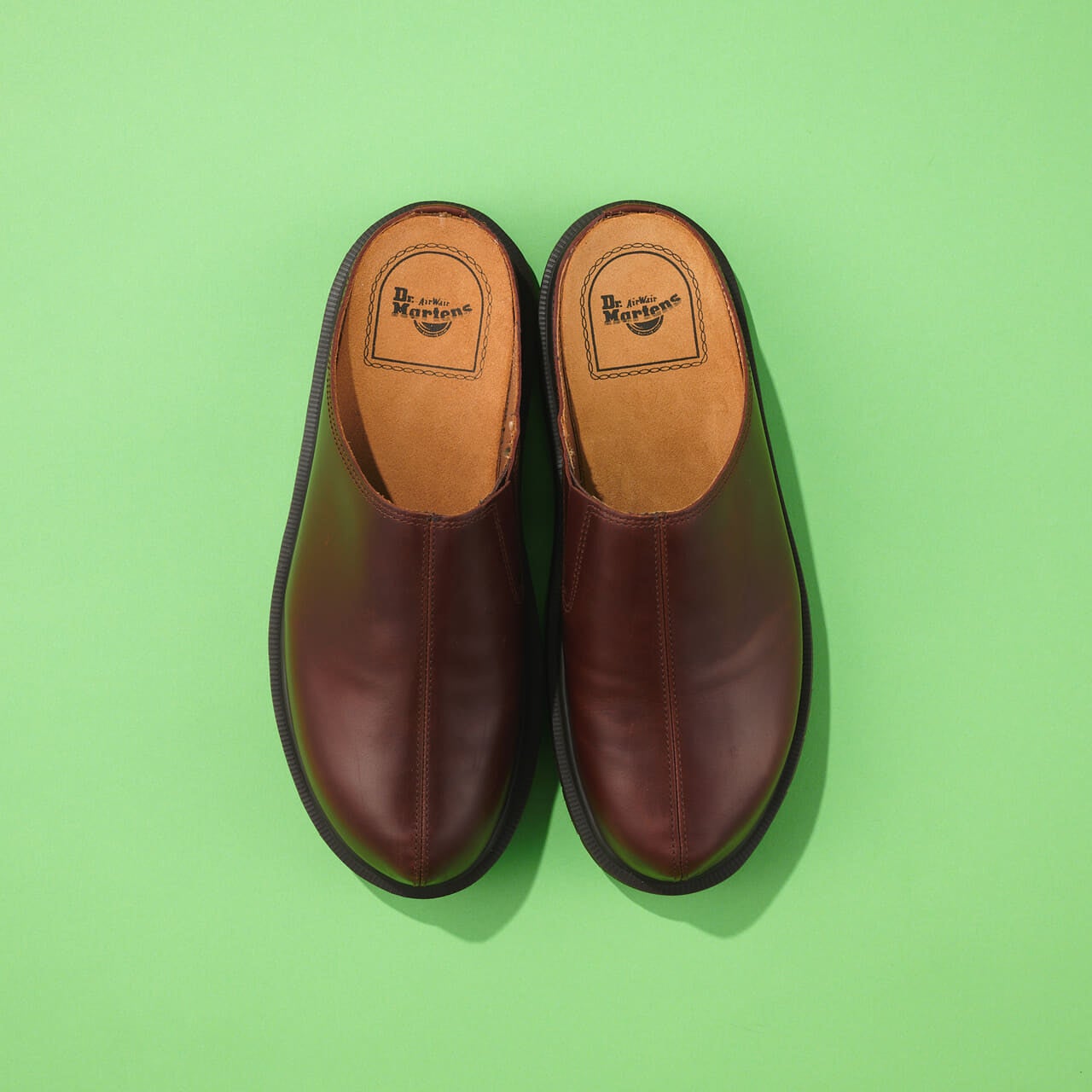 エディターが買ってよかったドクターマーチンのレザーシューズ／SAN ミュールのアッパー