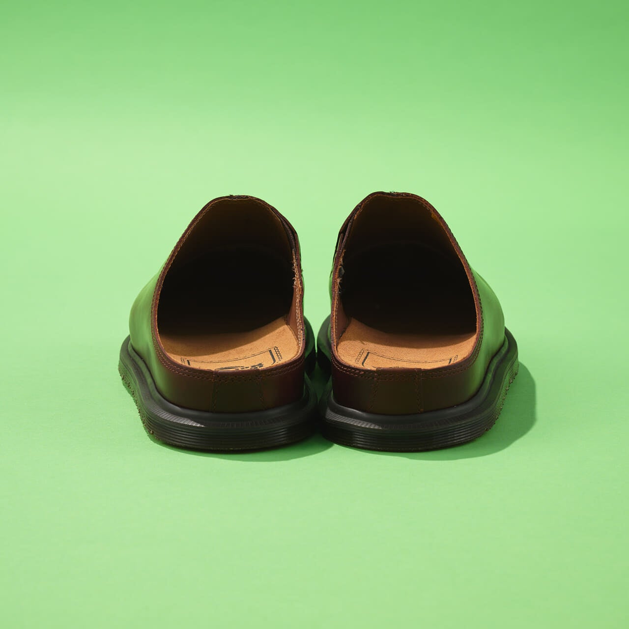 エディターが買ってよかったドクターマーチンのレザーシューズ／SAN ミュール　ヒール