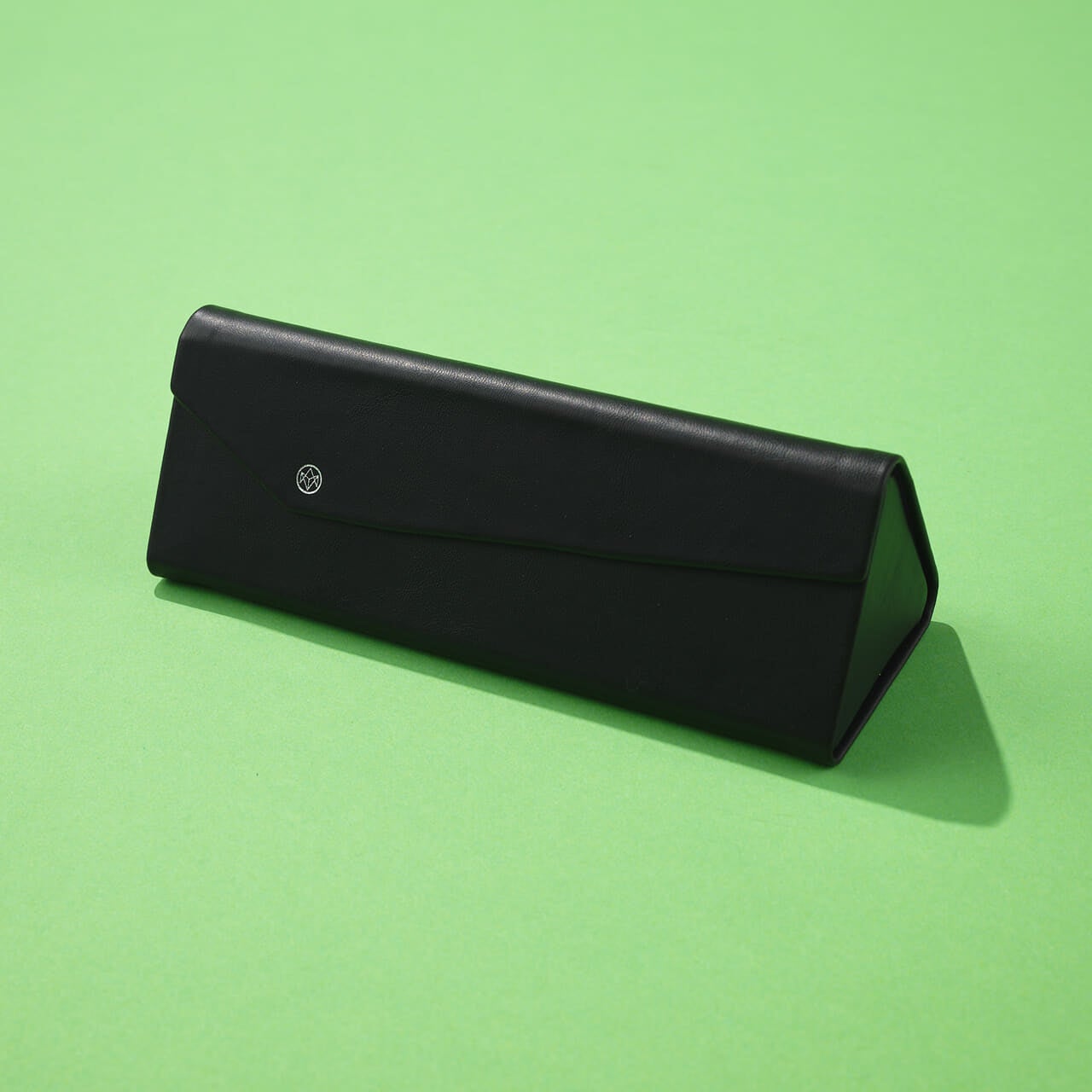 アヤメ　メガネ　編集者の愛用私物　メガネケース