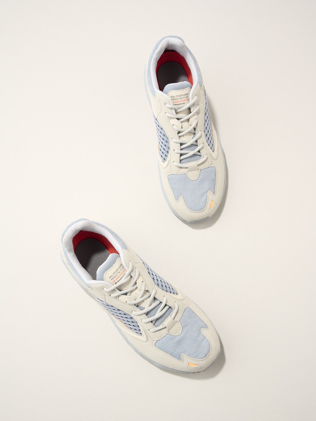 MOONSTAR 810s「ET007 STUDEN WARM」の俯瞰