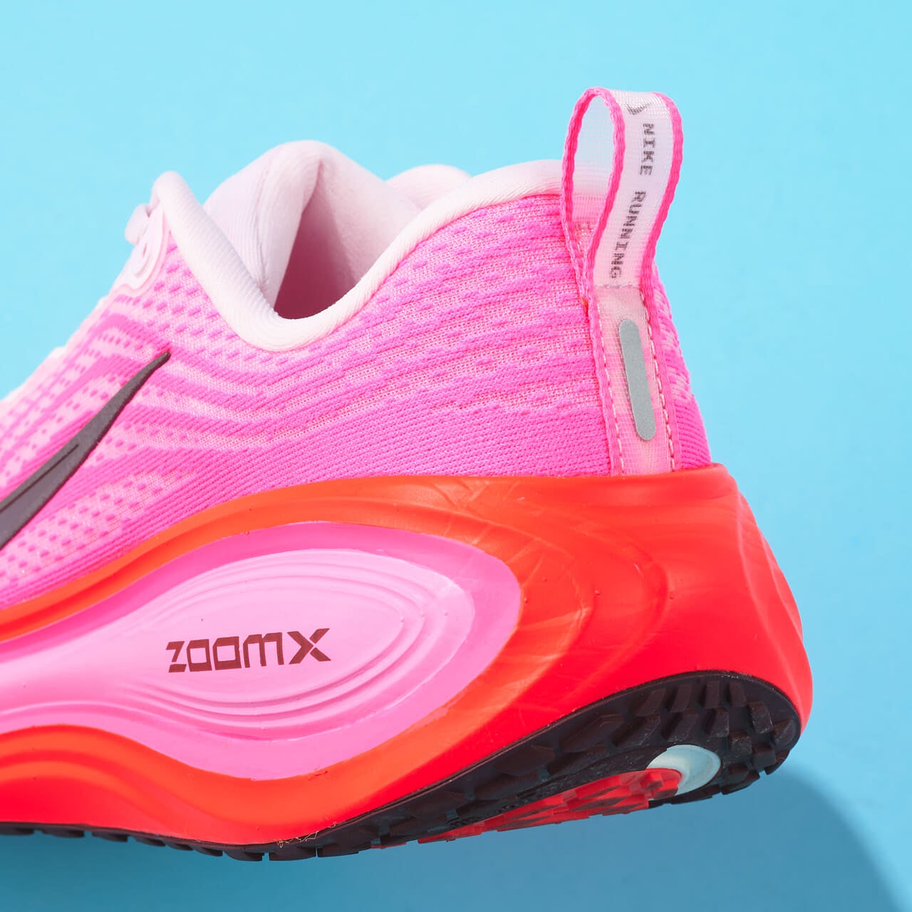 エディターが買ってよかった愛用スニーカー／ナイキ ボメロ プラスのヒール