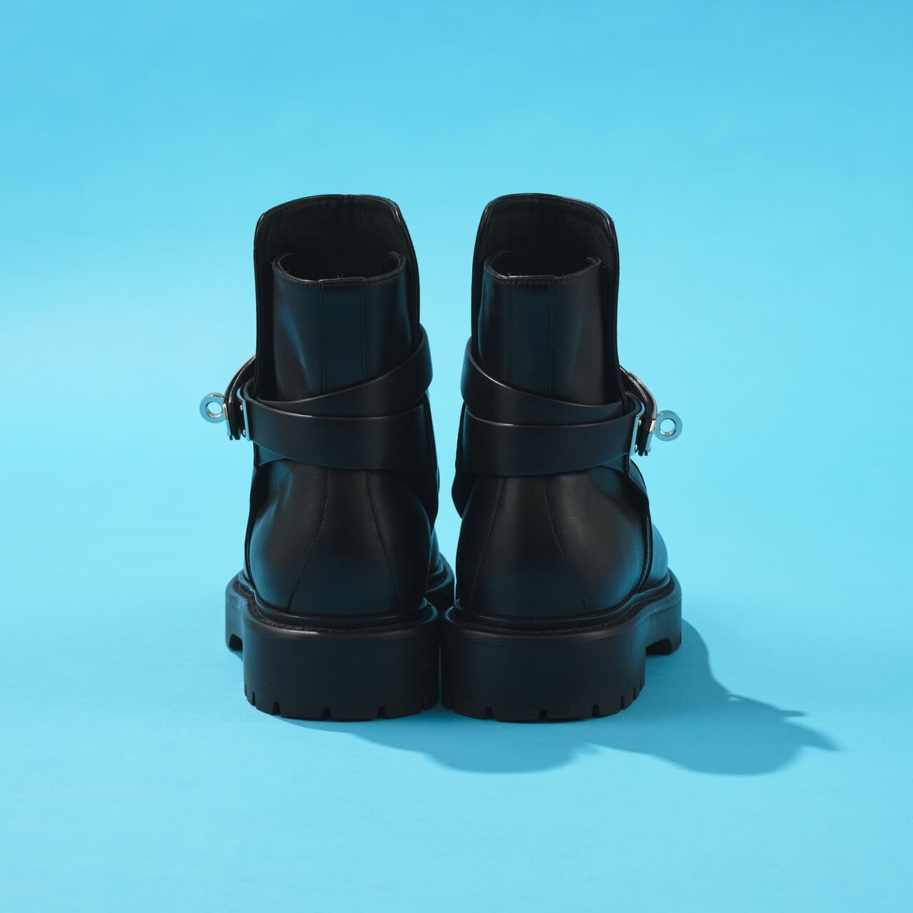 エディターが買ってよかったHerm&egrave;s（エルメス）のショートブーツ 《ジェフ》のバック