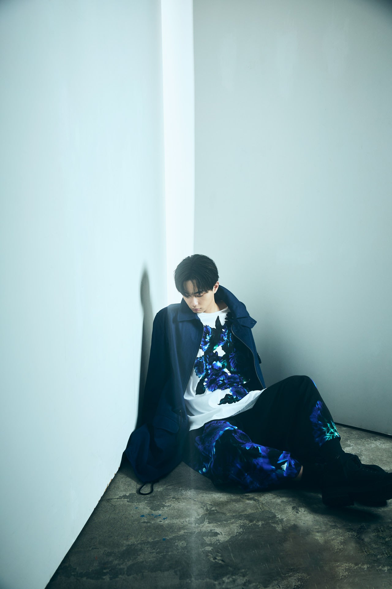 メンズノンノモデルの野村康太を起用した、ヨウジヤマモト「Ground Y」の2026年春夏ファッションビジュアル11