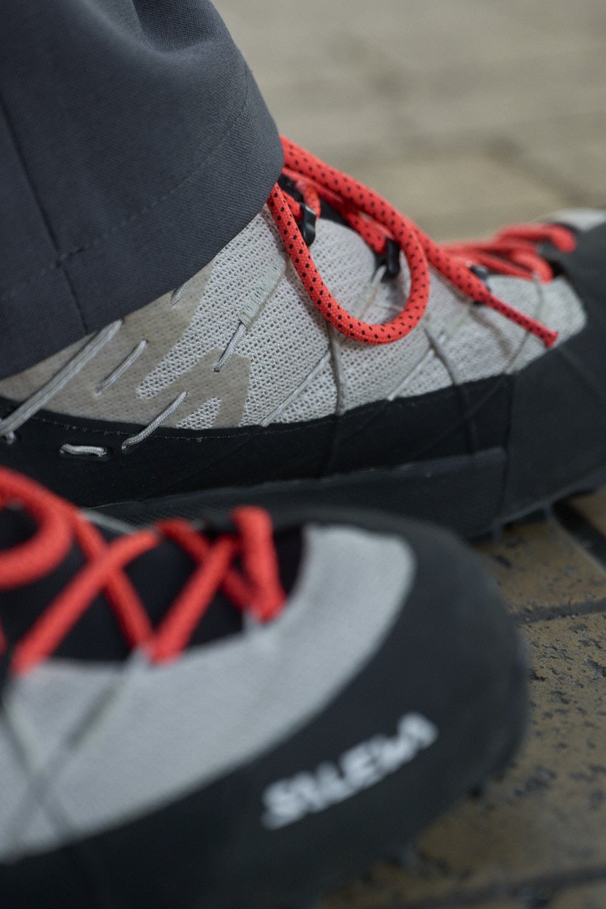 SALEWA（サレワ）の 愛用スニーカー「WILDFIRE 2 GTX」のサイド２