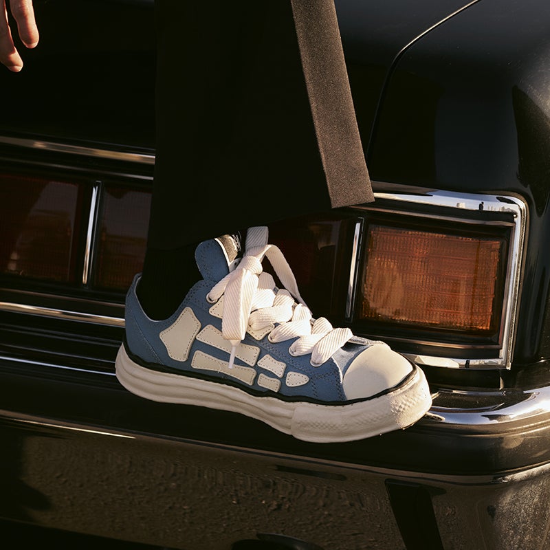 AMIRI（アミリ）とミハラヤスヒロのコラボスニーカー第2弾　ブルー