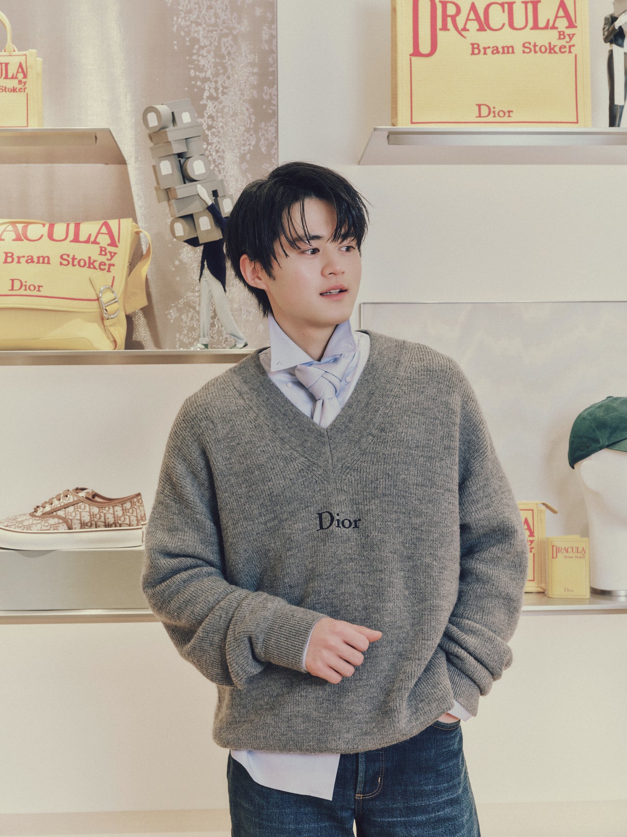 ディオールをまとう鈴鹿央士 3