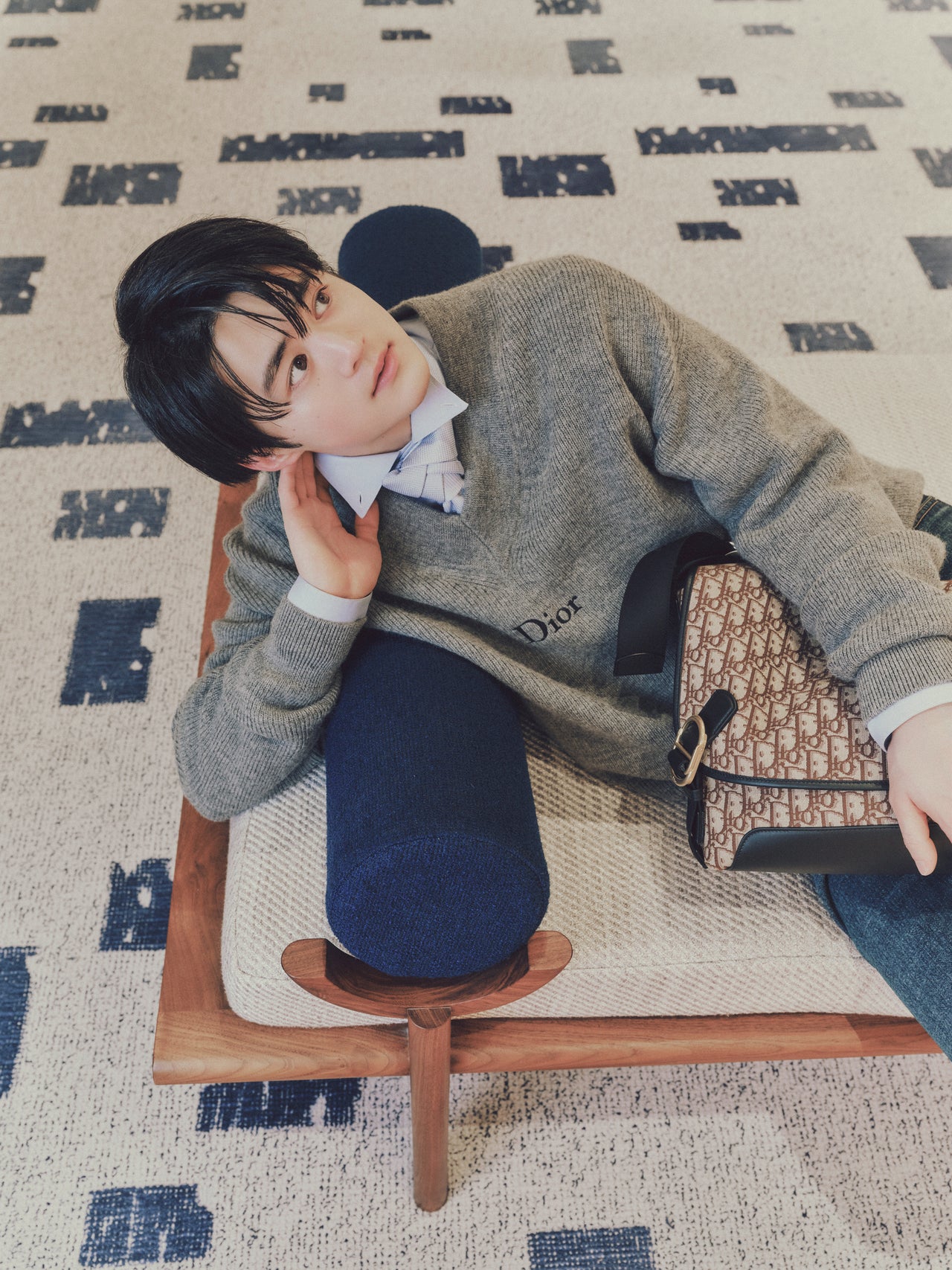 ディオールをまとう鈴鹿央士 6