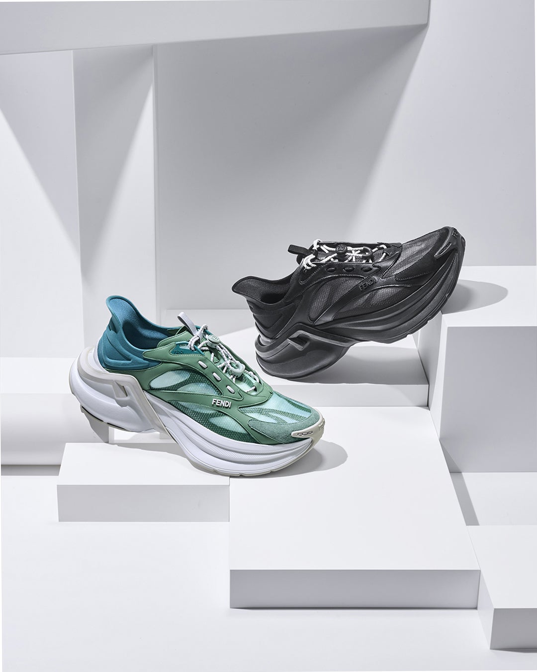 フェンディ 超軽量スニーカー「フェンディ フライト」 キービジュアル