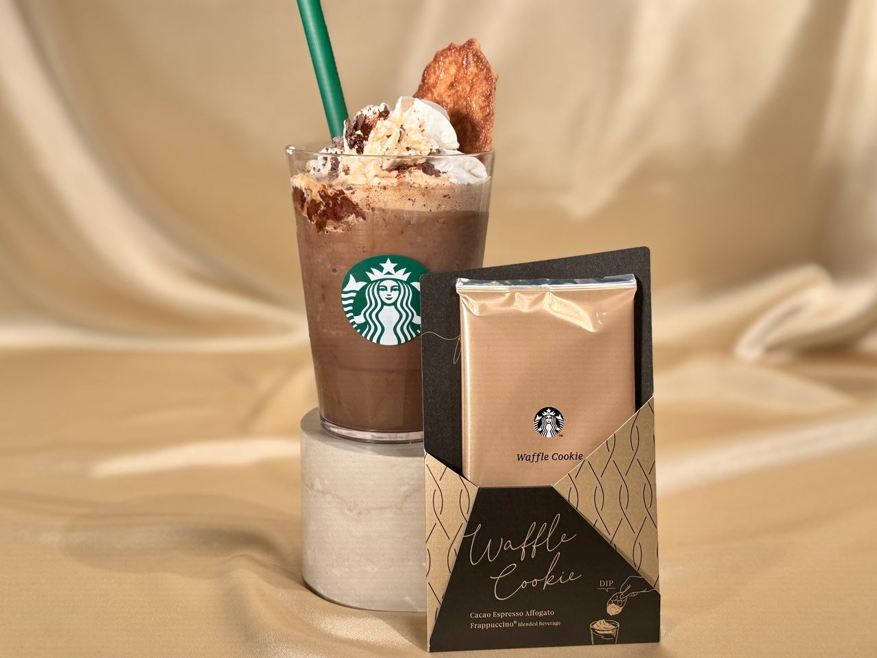 【スタバ 新作レポ】ワッフルでディップ！「カカオ エスプレッソ アフォガート フラペチーノ®」のオススメカスタマイズ４選