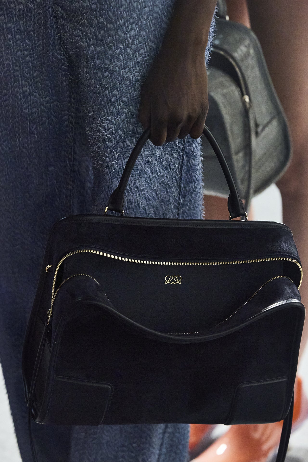 AMAZONA180 ロエベ