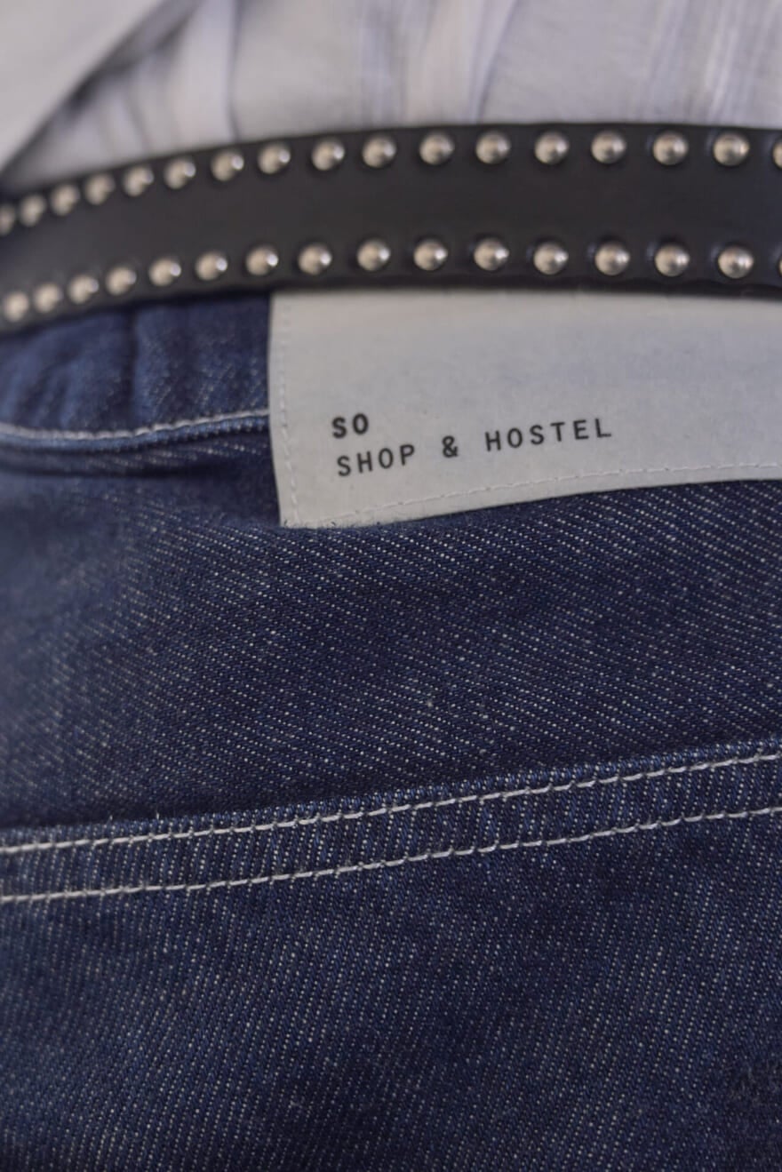 ソーナカメグロのデニムのタグ