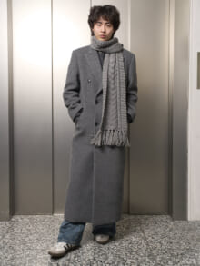 [豊田 裕大] 「アディダス」のサンバが好きすぎて鬼リピ中。父にもらった「ディーゼル」のマフラーは雪の中でも平気なくらいに暖かい！【メンズノンノモデルの私服スナップ】