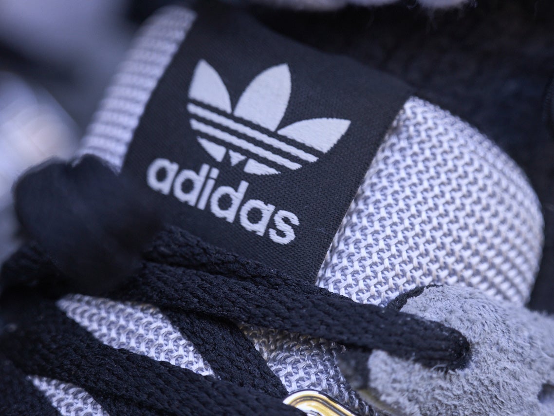 まさに特別。最上級ラインの「アディダスコラボ」こそラフに着飾らずに履く！【人気ショップ＆ブランドスタッフの冬の毎日更新スニーカースナップ／DAY27】