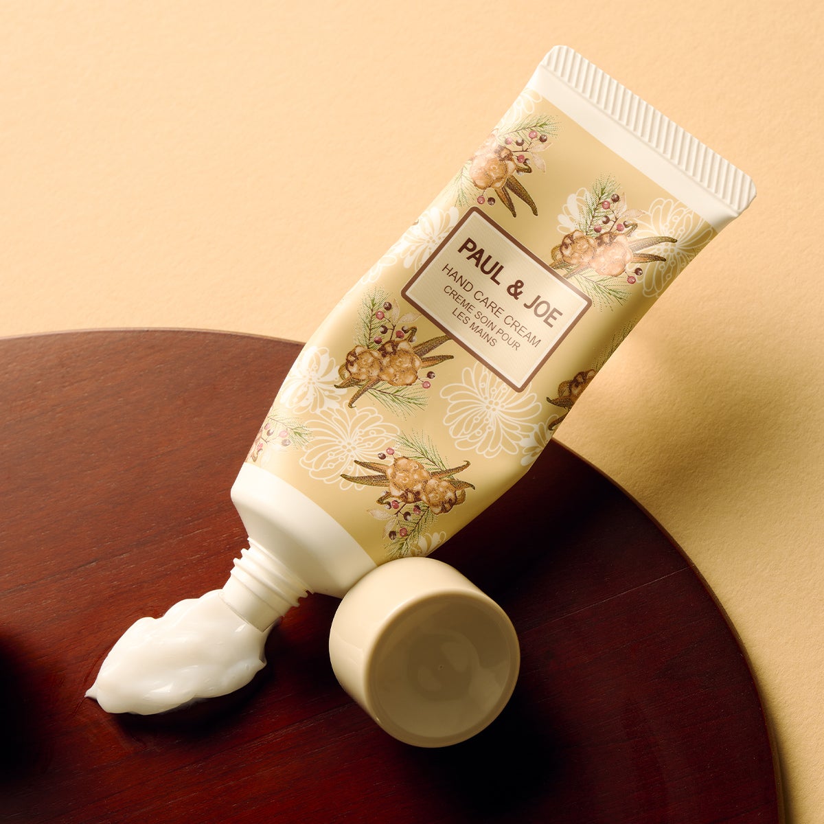 PAUL & JOE BEAUTEのハンドケアクリーム 03