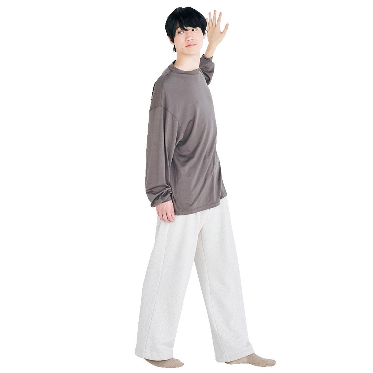 固まった胸筋全体を伸ばすストレッチ 2