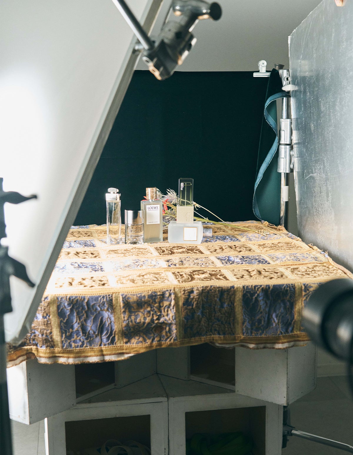 スタジオライティングの物撮りのセッティング