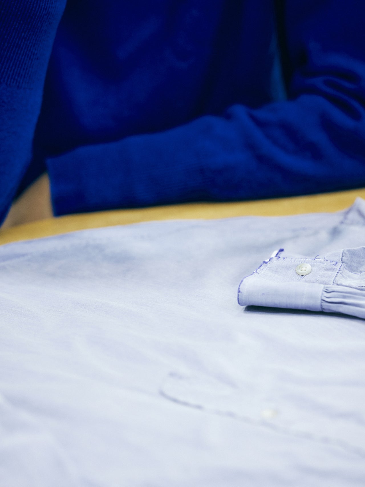 服好きが買ってよかった〈Marvine Pontiak Shirt Makers〉のシャツの素材感