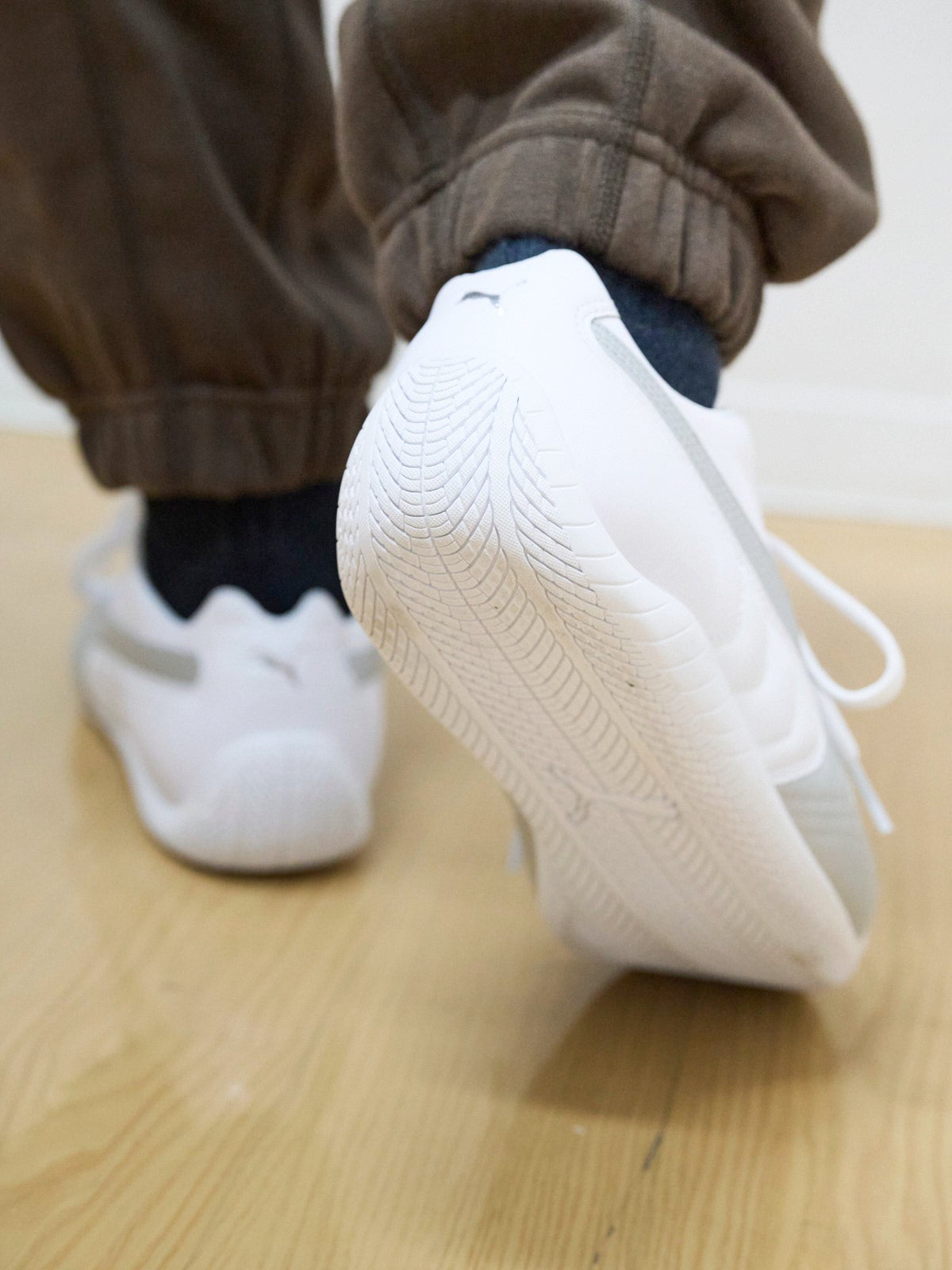 プーマの白いスピードキャットのアウトソール