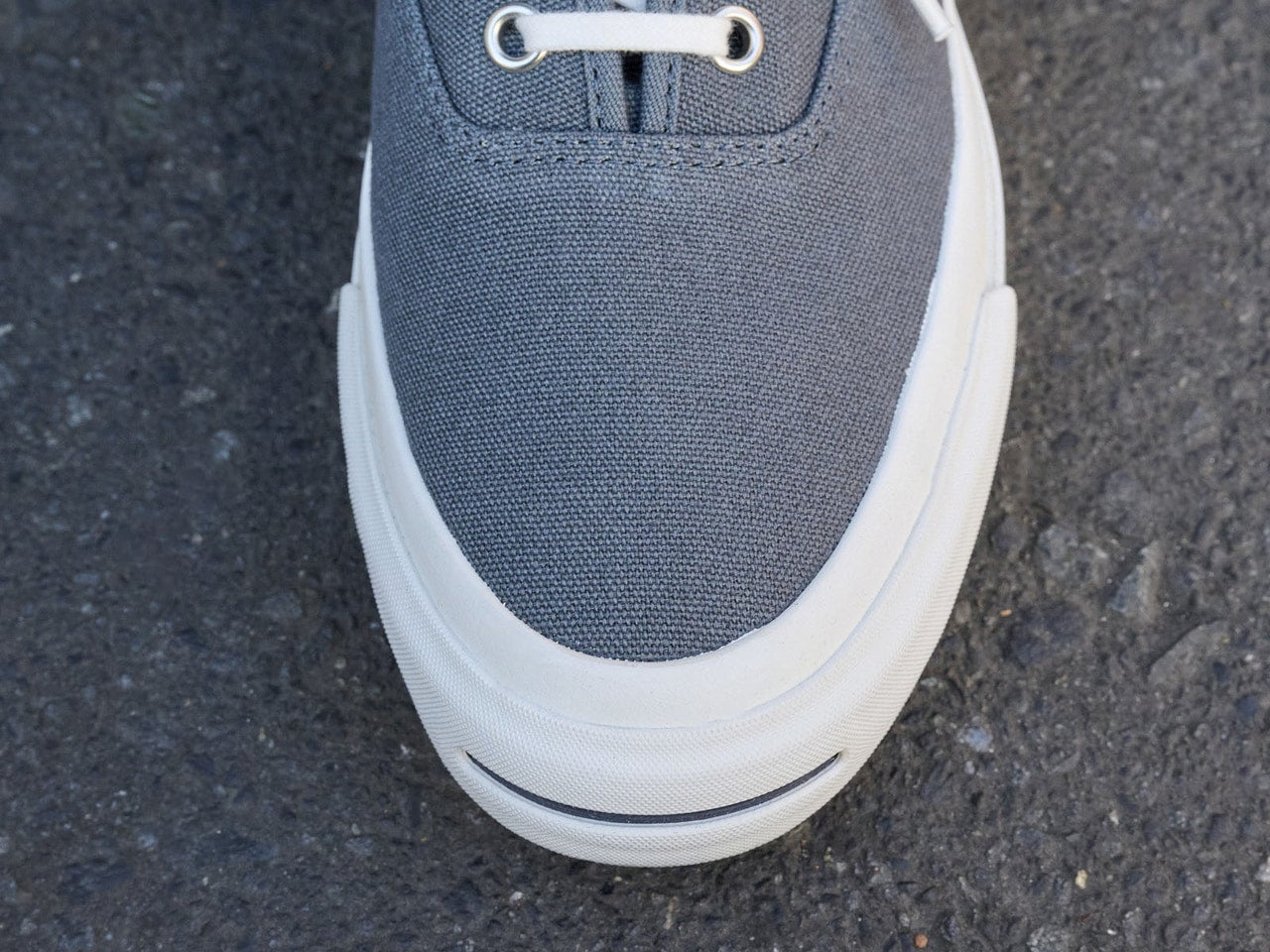 コンバース　ジャックパーセル　スニーカー　トウ