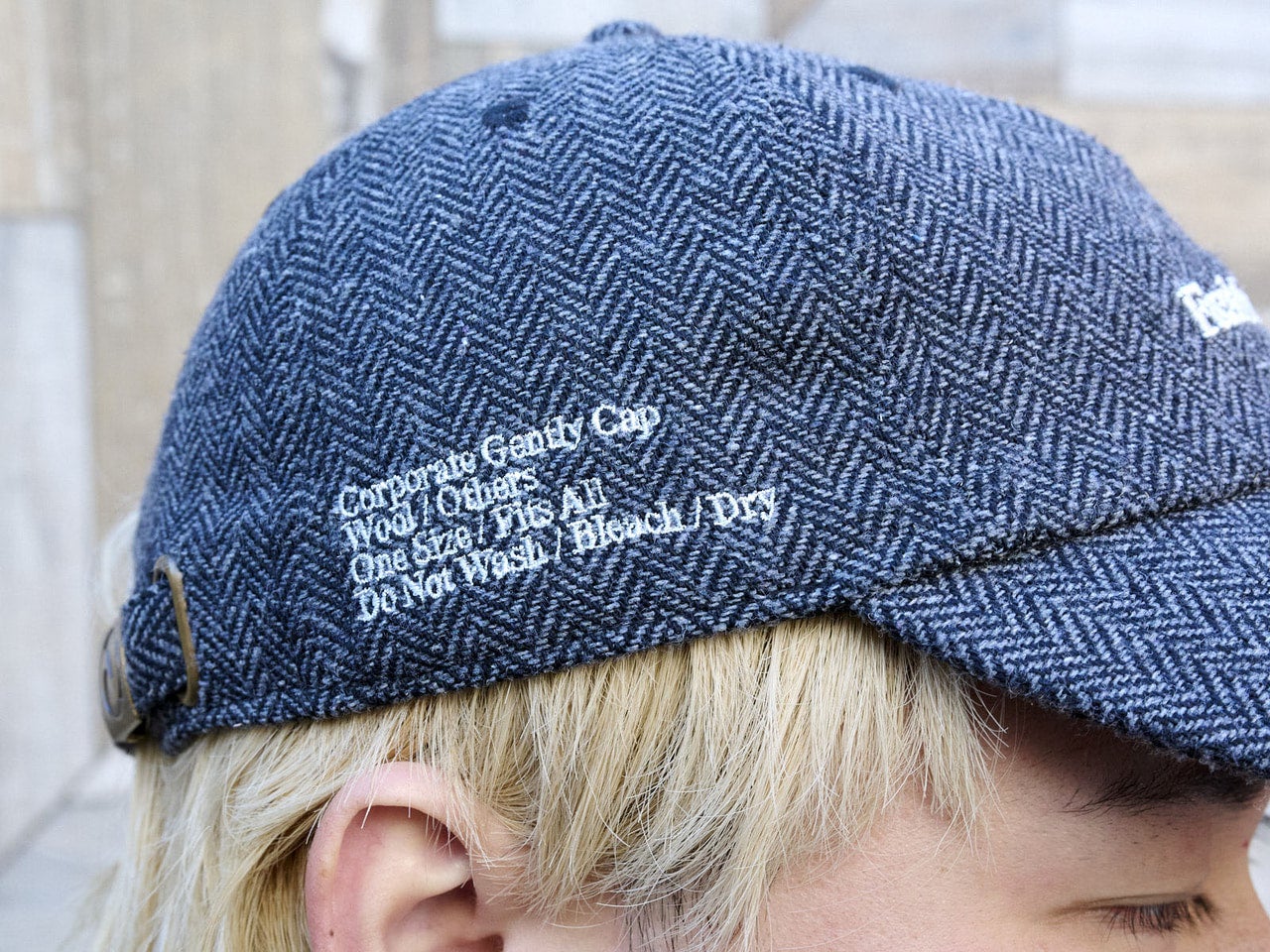 フレッシュサービス　キャップ　サイドデザイン