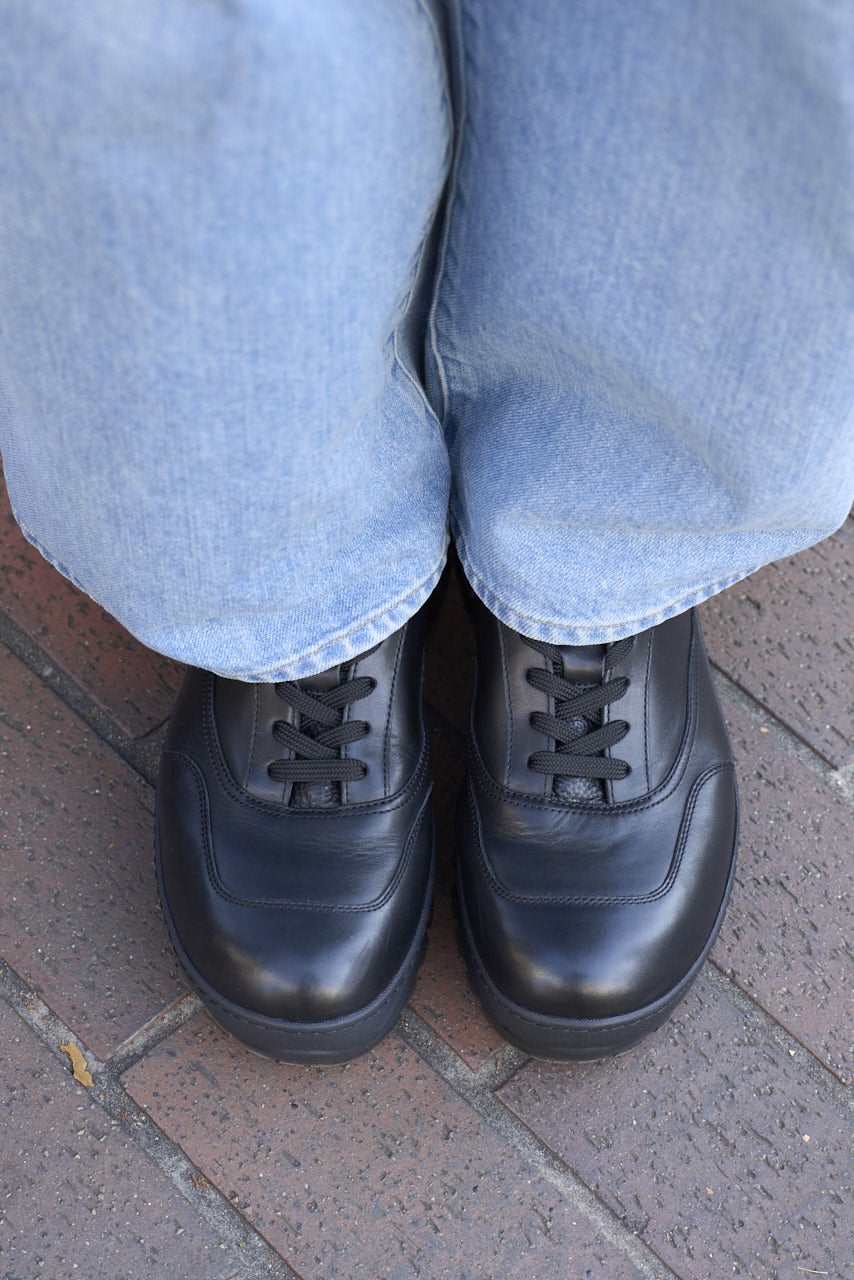 服好きが買ってよかったOAO（オーエーオー）の愛用スニーカー「AUTH TREK」のアッパー