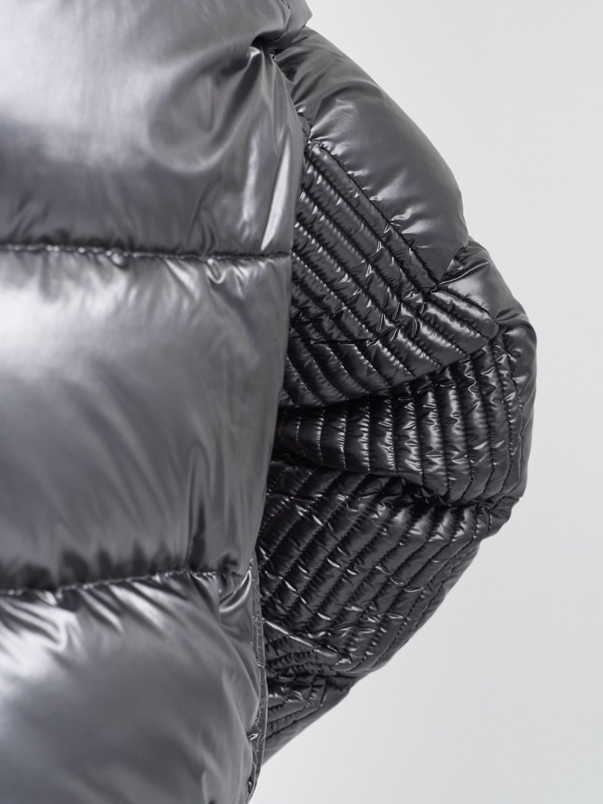 タトラスダウン 腕のライン