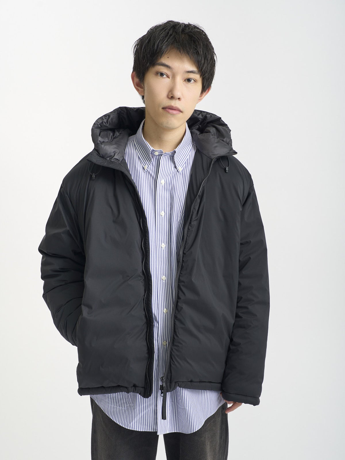 カナダグース　ダウンスナップ　お洒落な着こなし上半身