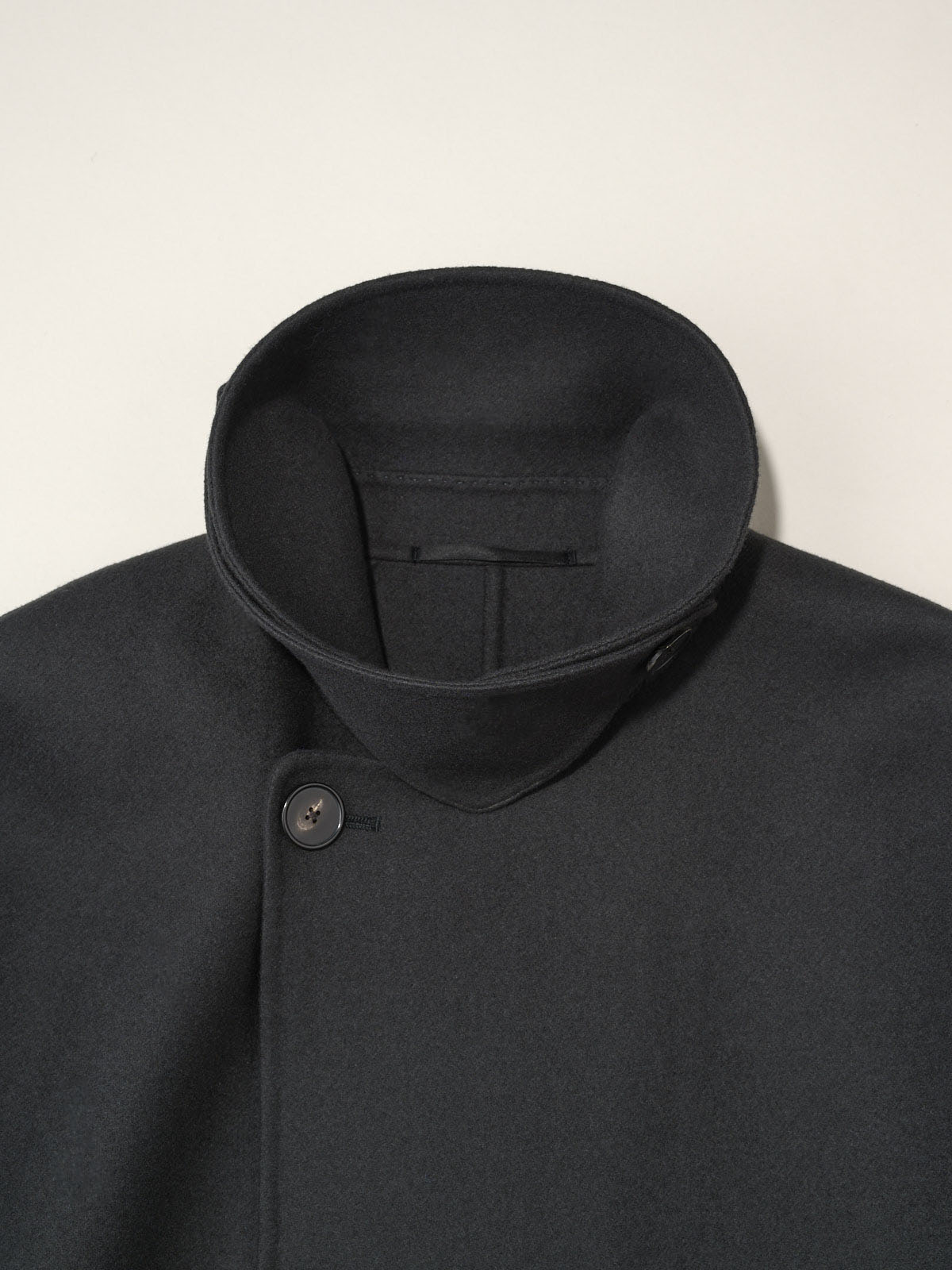 H BEAUTY&YOUTH、コート、ネック