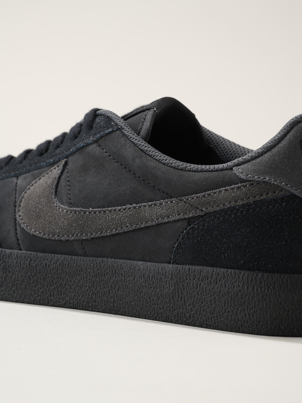 NIKE「SPORTSWEAR KILLSHOT 2 PRM NB」のサイド