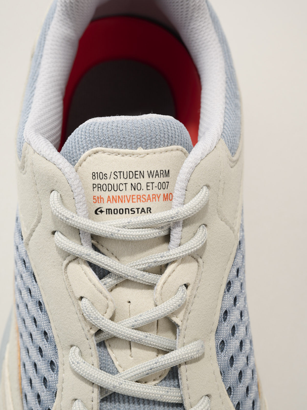 MOONSTAR 810s「ET007 STUDEN WARM」のシュータン