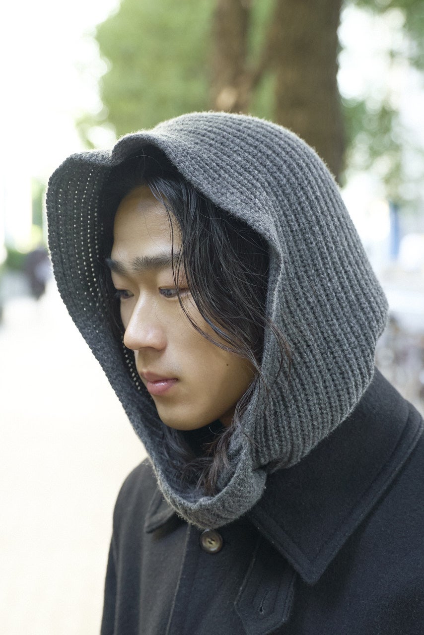 トップス：コム デ ギャルソン シャツ フォーエバー