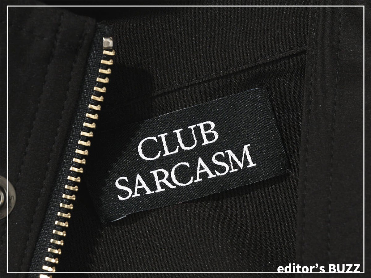 早くも今年のベストバイ⁉ 「CLUB SARCASM（クラブサーカズム）」のスタンドカラージャケットが万能すぎる。[編集者の愛用私物 ＃282]