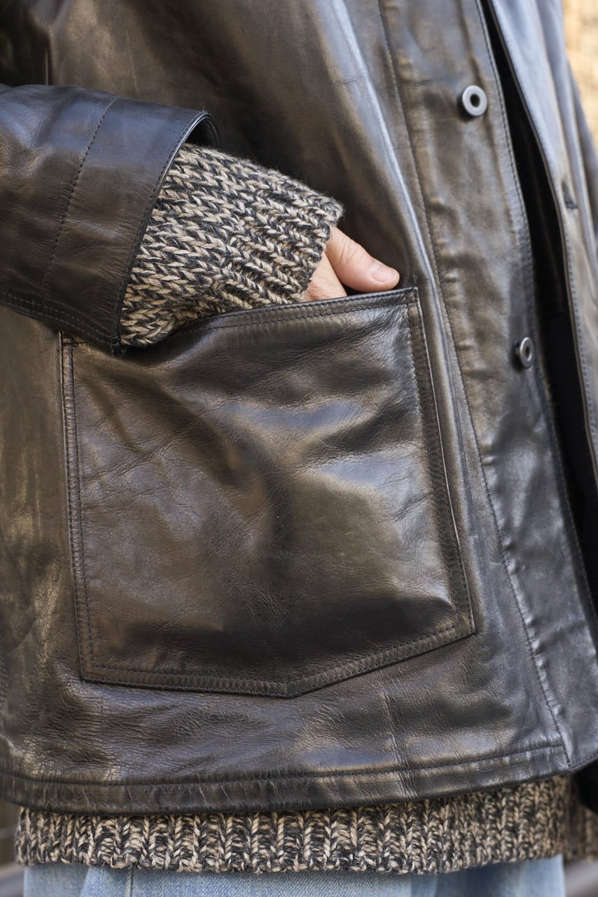 レザーアウターのポケット